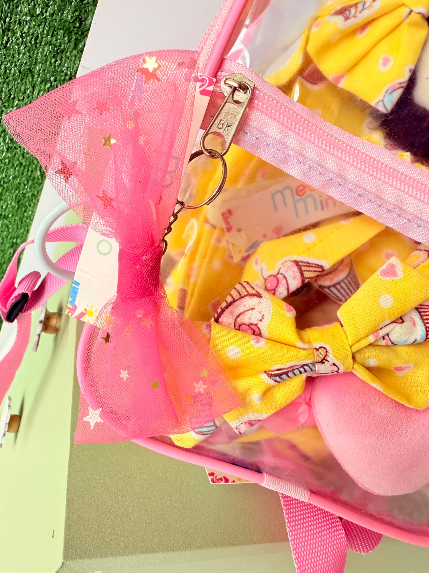 Kit completo (Vestidos + Boneca + Laços + Mochila)